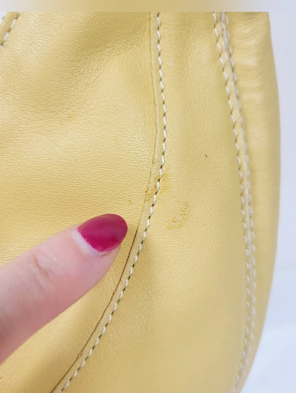 Vintage Jones New York Butter Yellow Leather Crescent Bag Y2K Half Moon Shoulder